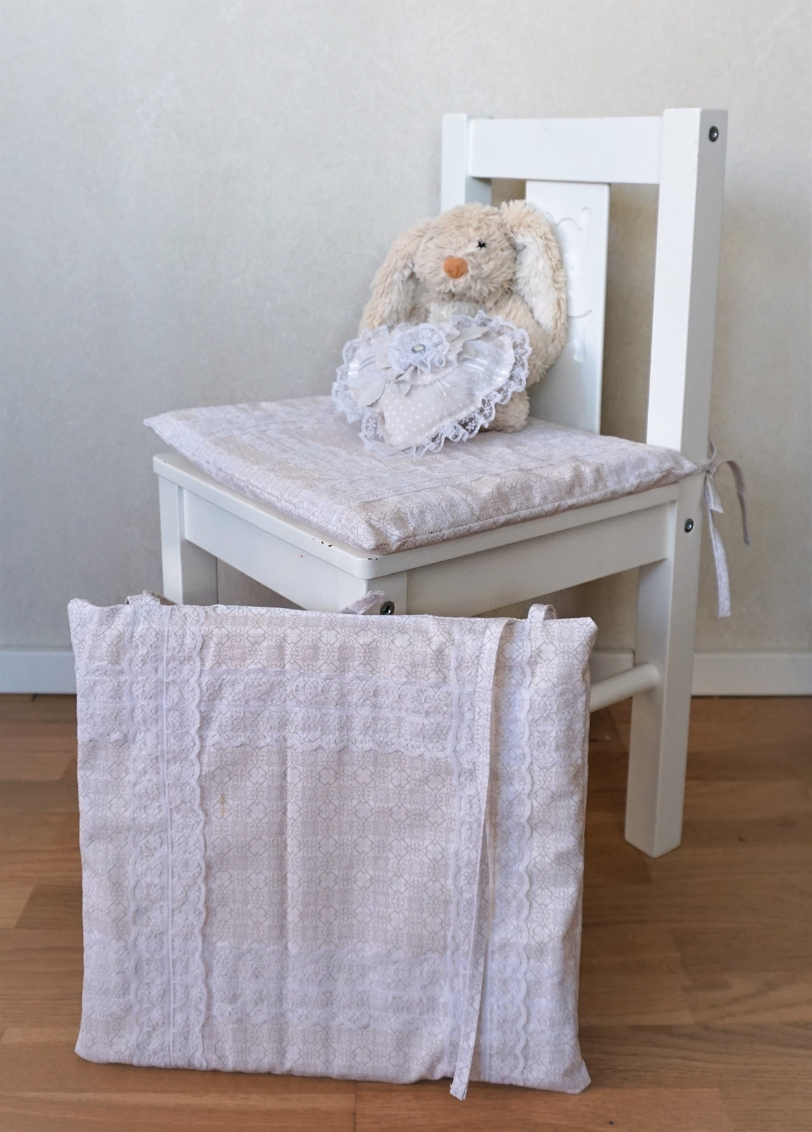 Ett gosigt hjärta och något mjukt att sitta på