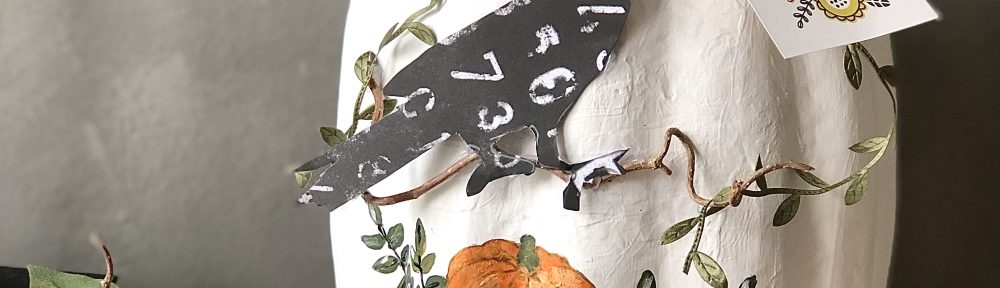 Halloween pumpor papier-maché