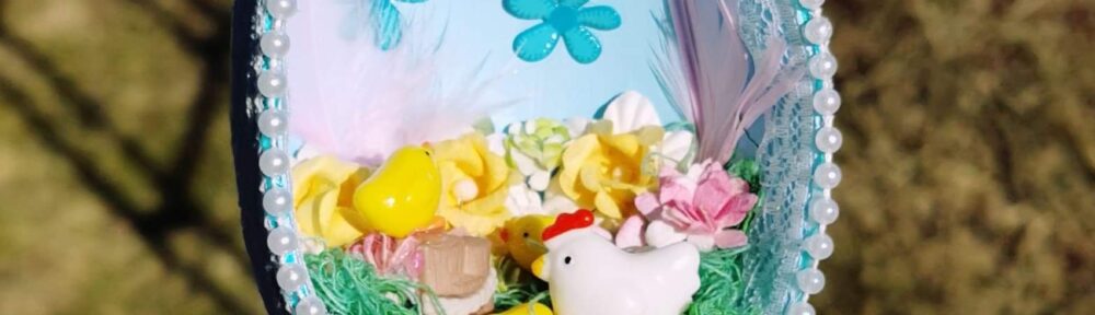 Påsk(titt)Ägg av papier mache
