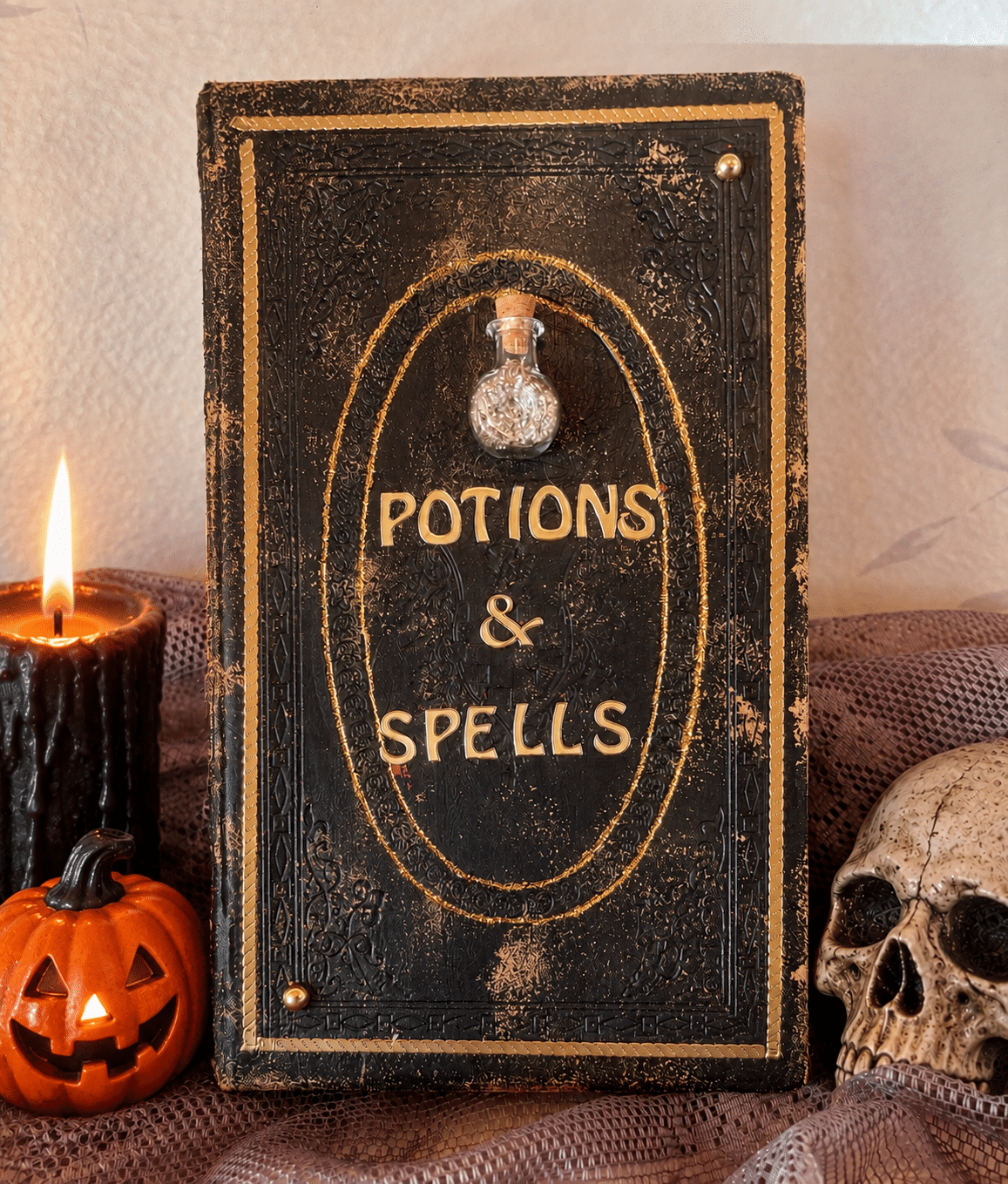 Altrad Halloween bok